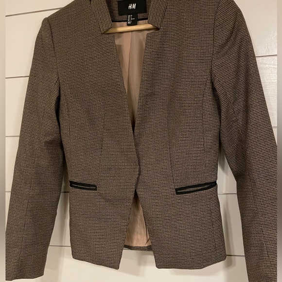 H&M Brown Houndstooth Blazer 2 - Picture 2 of 6